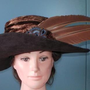 CAPPELLO STORICO FEMMINILE XX SECOLO 1900-1915